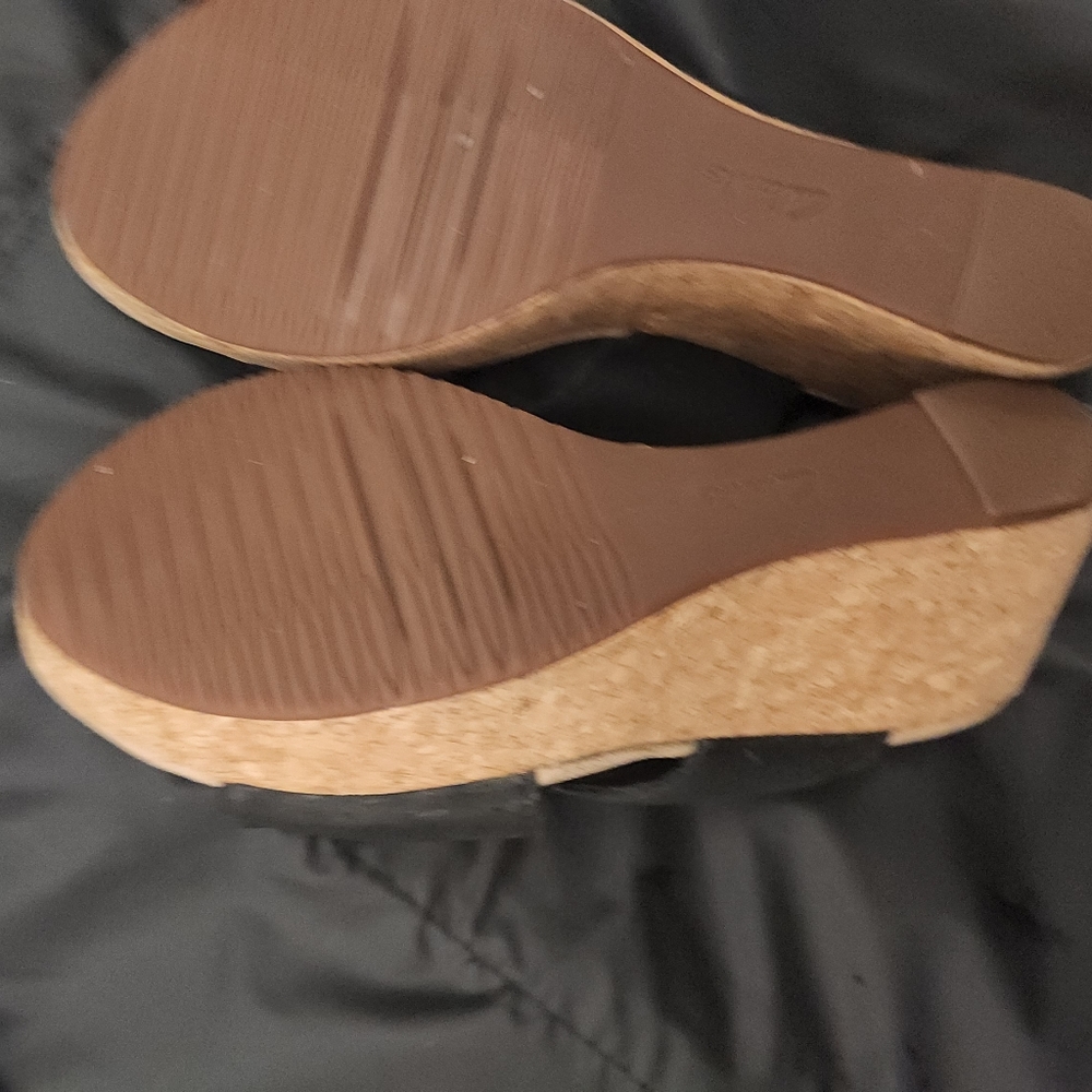 Women's size 6.5 Clark's sandals